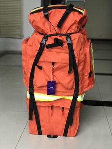 橙色携行背包、携行具、背囊、地震救援背囊、72小时抢险救援背包