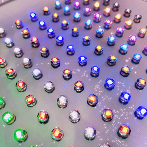 一对多无线供电灯珠 手办模型防水灯珠七彩led感应装饰灯无线输电