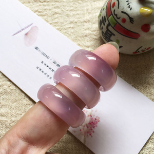 天然粉紫色玉髓戒指 玛瑙玉石戒指食指环水晶玉石扳指饰品女士款