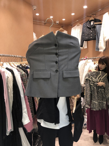 韩国东大门2024春季新款时尚百搭短款外穿纯色西装式抹胸马甲背心