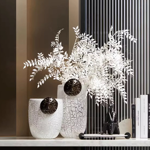 轻奢高级感白色裂纹琉璃花瓶摆件现代简约家居客厅插花玻璃花器