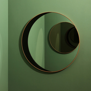 月亮镜双色拼接圆形弯月化妆镜现代简约轻奢梳妆镜艺术感月球镜子