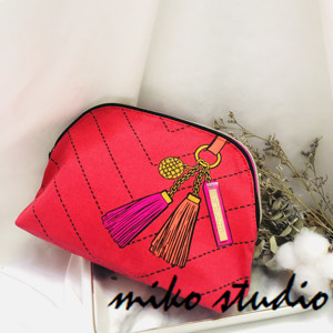 雅诗兰黛钥匙扣