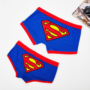 超人内裤女