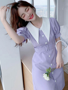 夏季女装法式娃娃领设计感紫色衬衣连衣裙，配有腰带。尺码 XL