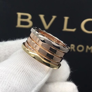 宝格丽戒指男蛇形