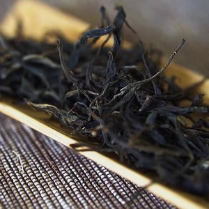 【章太藤子茶】2018年云南普洱生茶临沧古树茶普洱茶散茶藤条100g