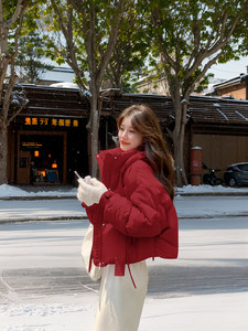 高级感新年红羽绒服外套女冬时尚洋气加厚韩版短款面包服90白鸭绒
