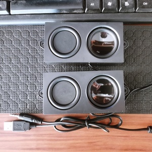 粘贴式电脑音箱双喇叭电视多煤体低音炮影响小桌面连接显示器音响