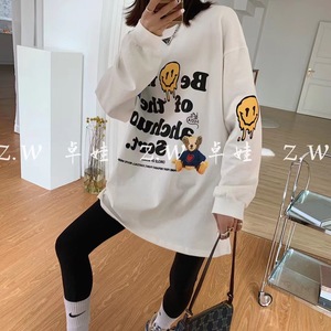 zw卓娃正品秋冬新款卡通字母印花韩版宽松休闲下半身失踪长袖t恤