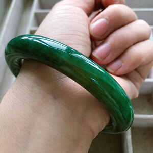 天娇玉器独山玉5960冰透满绿白天蓝油绿圆条手镯玉镯手环源头工厂