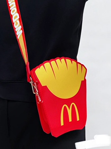 00wsws0214淘宝alexander wang亚历山大王和麦当劳联名的包,1人付款