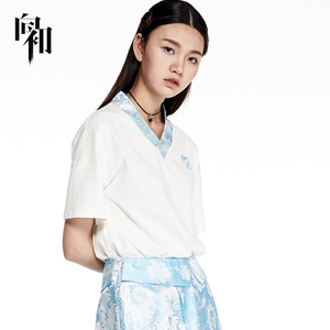 向初中国风原创女装中式唐装汉服V领短袖T恤时尚舒适落肩袖复古