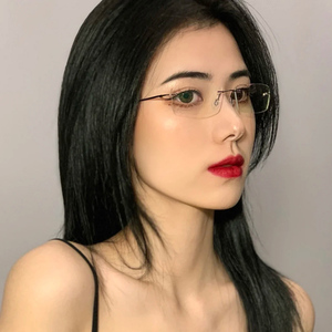 斯文败类眼镜女