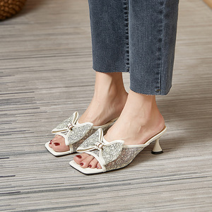 2022新款夏季真皮网面透气女凉拖百搭蝴蝶结凉鞋细跟高跟鞋一字拖