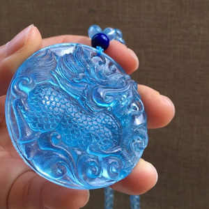 海蓝宝麒麟吊坠