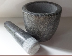 石臼农村老石臼捣糍粑滋粑捣蒜窝打年糕手动舂米石臼做糍粑的工具