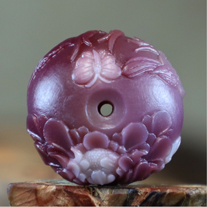 源地 盐源七彩玉 凉山南红玉玛瑙原石包浆雕件挂紫色 平安扣 牡丹