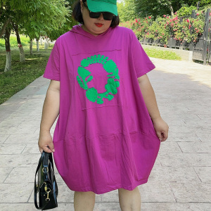 wangyong3639淘宝石头鱼 大码女装夏装 亮片猫咪胡须重工刺绣短袖