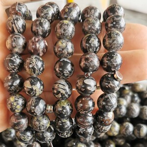 洛阳梅花玉单圈手串8毫米