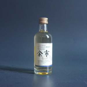 洋酒小酒版余市50ml日威玻璃小瓶单一麦芽威士忌迷你摆设装饰收藏