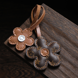 花朵钥匙扣卡通双花挂饰包包挂件真皮羊皮挂件diy手工饰品材料包