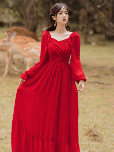 云南青海湖度假仙女长裙子春秋装新款显瘦大红色雪纺连衣裙女长袖