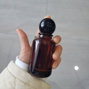 圆形50ml棕色喷雾香水瓶 喷雾瓶分装按压瓶 精致香水瓶分装瓶