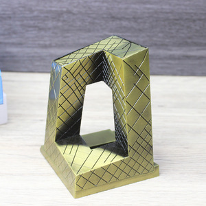 视频背景家装饰艺术品礼摆件复古比例金属模型央视大楼地标建筑北