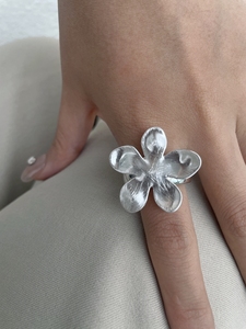 立体花朵设计质感法式复古纹路指环弹力可调节食指可爱戒指简约