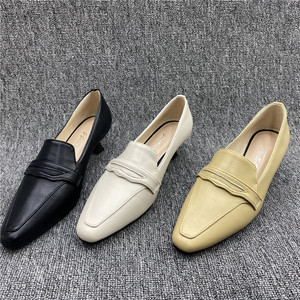 工厂处理2021春款真皮女鞋牛皮方头中口细跟中跟舒适时尚单鞋