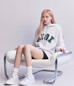 正品oioi卫衣女朴彩英同款rose加绒连帽宽松刺绣情侣外套韩国潮牌