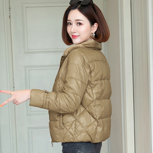 四五十岁妈妈冬装外套中老年人女装中年棉衣女短款羽绒棉服小棉袄