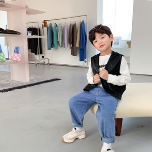 六岁男童马甲春秋