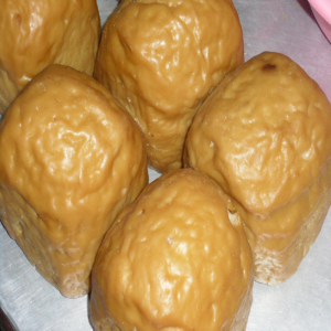 贵州特产黔东南凯里三穗 镇远 岑巩地方小吃灰碱粑