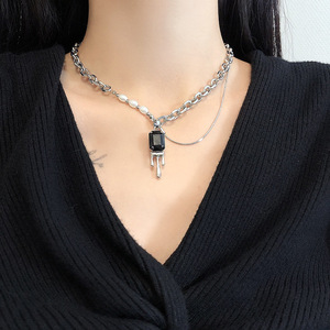 欧美黑宝石项链女钛钢金属毛衣链配饰设计感吊坠