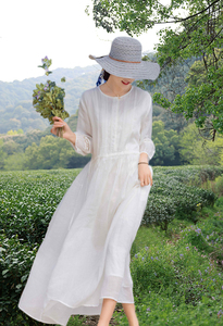 2024新款夏女白色苎麻连衣裙高级感三亚海边度假飘逸仙气沙滩长裙