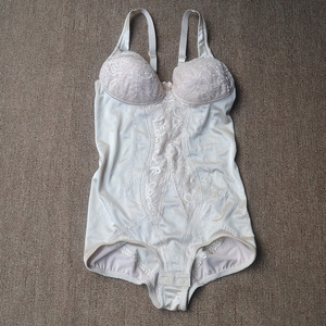 三角连体内衣女