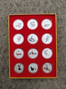 包邮 故宫十二生肖彩银纪念币 收藏纪念品