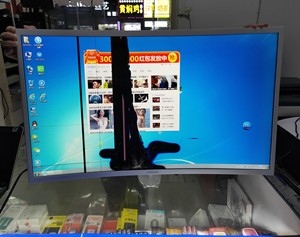 三星32寸曲面显示器低价处理，型号是c32f391fw，20