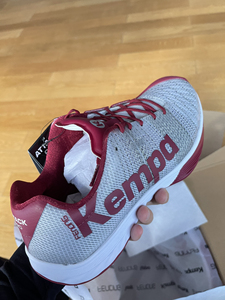 001人付款淘宝kempa击剑鞋(allstar联名款)——红颜色misakiermuna