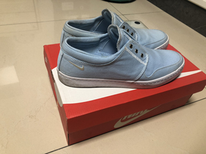 无鞋带运动鞋男耐克