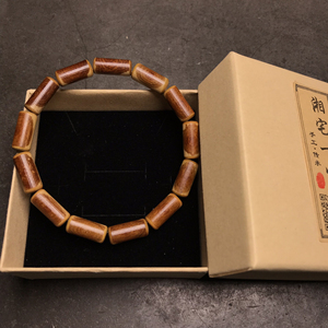 精品螺纹花纹福建武夷山老料红湘妃竹手串女士文玩香妃竹子手串