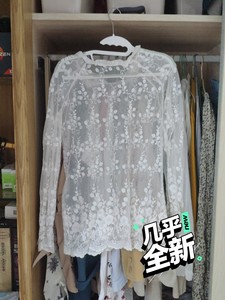 韩国代购蕾丝打底衫，很新，没穿过几次，可以穿在毛衣里面，很淑