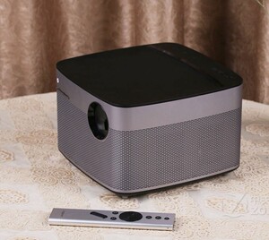 个人自用极米h1 投影仪,配件齐全,支持网络wifi无线连接