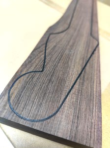 马达加斯加玫瑰木(巴罗尼黄檀)电吉他琴颈木料，2.4cm厚度