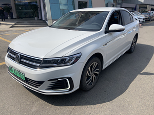 大众宝来纯电动新能源汽车,续航300公里,公里数7万多,新车