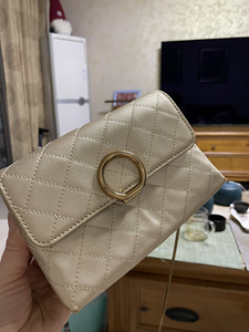 小ck,金色链小坤包,9成以上新,100转.