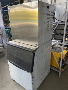 星极xj-700月型冰制冰机 成如图 机器完好