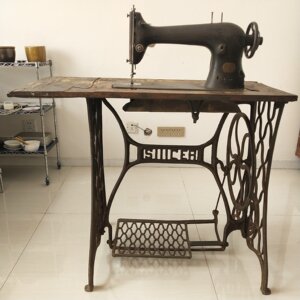美国胜佳立式缝纫机1899年产美国胜佳大44立式针车,稀少型